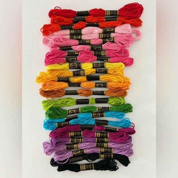 🦋 5/$25 - Assorted Janlynn Multicolor Embroidery Floss Bundle - Picture 1 of 10